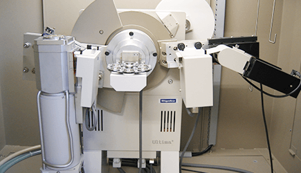 X線回析装置のゴニオメーター